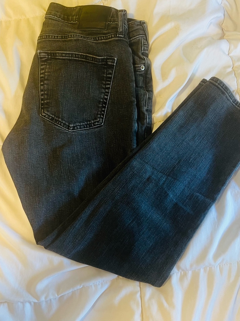 Abercrombie Men's Dark Wash Black Jeans - Classic Straight Fit 32 x 30